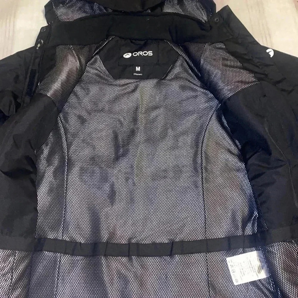 OROS INSULATED PARKA for Skiing ⛷️ winter activities - Picture 7 of 9